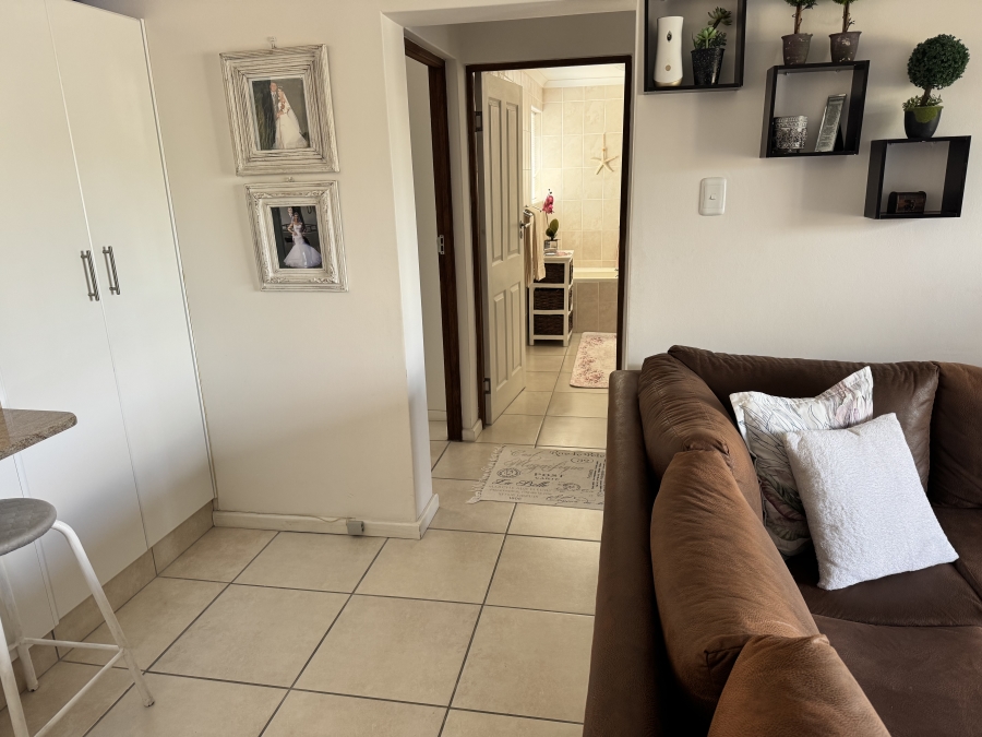2 Bedroom Property for Sale in Hartenbos Central Western Cape